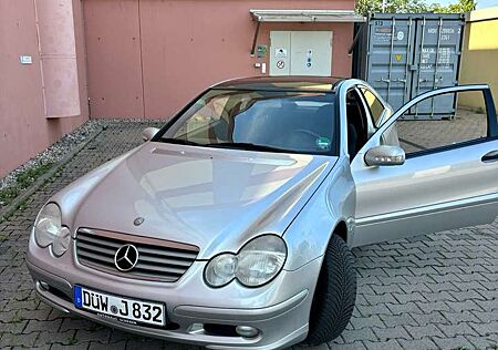 Mercedes-Benz C 200 Kompressor Sportcoupe