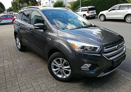 Ford Kuga Titanium 2,0 TDCI Navi, PDC, Euro 6, sehr gepflegt