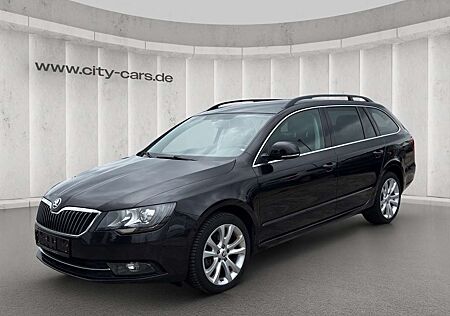 Skoda Superb Combi Exclusive*Autom.*Navi*Bi-Xenon*PDC