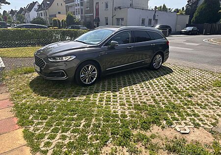 Ford Mondeo Turnier 2.0 Hybrid CVT VIGNALE