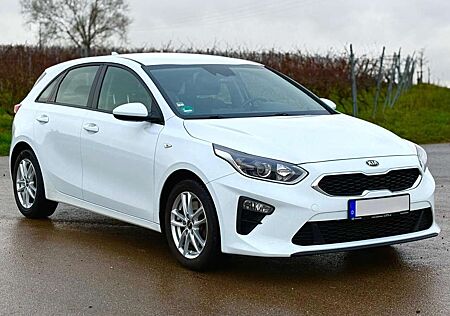 Kia Cee'd Ceed / Ceed T-GDI OPF Edition 7 / 35.000 km / Kamera