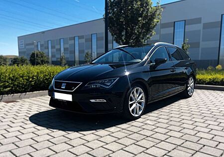 Seat Leon ST "FR-LINE" | LED |NAVI |PANORAMA |BT | WR