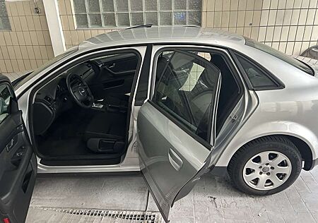 Audi A4 Avant 3.0 quattro