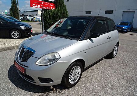 Lancia Ypsilon 1.4 16V Oro 1.4i /95 PS