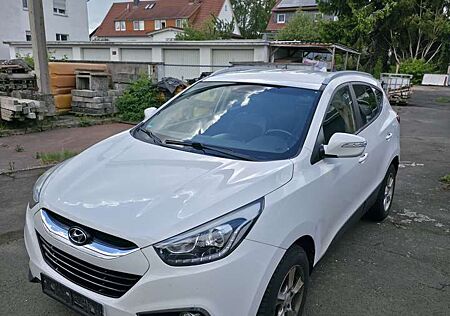 Hyundai iX35 1.7 CRDi 2WD blue Trend