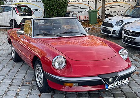 Alfa Romeo Spider 2.0