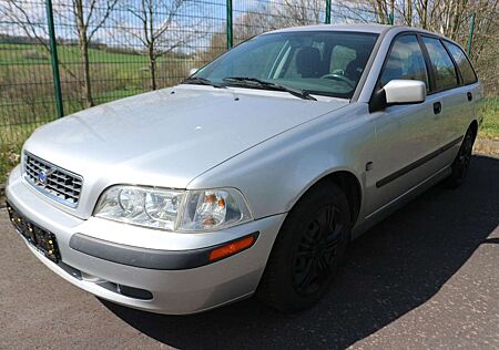Volvo V40 1.6 Klima