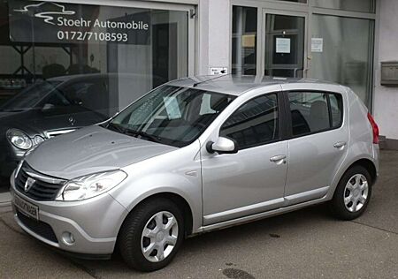 Dacia Sandero LAUREATE 1,4 MPI KLIMA SERVO ZR NEU !!!