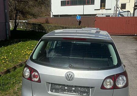 VW Golf Volkswagen 1,9 TDI PLUS