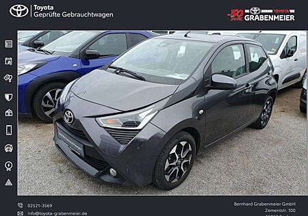 Toyota Aygo (X) x-play Team Deutschland