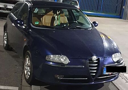 Alfa Romeo 147 147 1.6 Twin Spark Progression