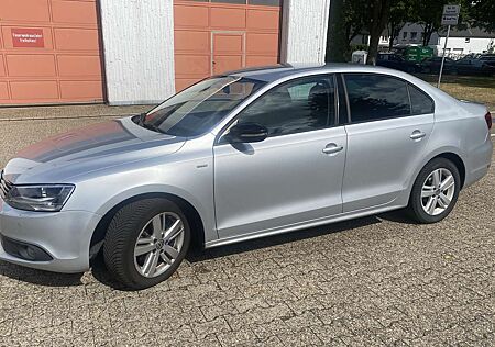 VW Jetta Volkswagen 1.2 TSI Match
