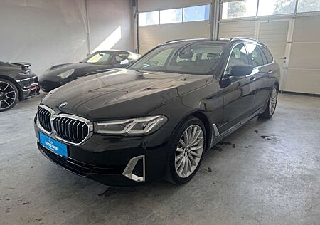 BMW 530 d Touring xDrive Luxury Line*1-Ha*ACC*LED*KAM*AHK