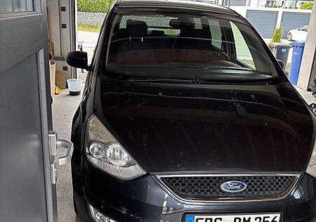 Ford Galaxy 2.0 TDCi DPF Aut. Ghia
