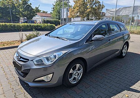 Hyundai i40 i40cw 1.6 - 5 Star SILVER Edition