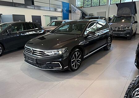 VW Passat Variant Volkswagen Passat GTE 1.4 TSI DSG AID/ACC/MATRIX/KAM/SIDE