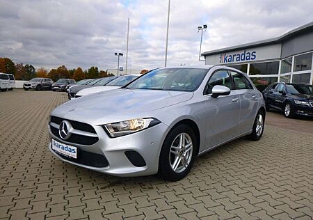 Mercedes-Benz A 180 AUT/NAV/PDC/Sitzheizung