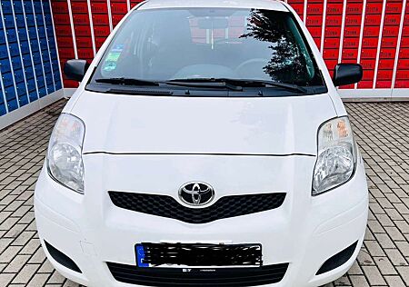 Toyota Yaris 1.0 VVT-i