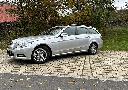 Mercedes-Benz E 300 CDI BlueEfficiency (212.220) unfallfrei