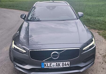 Volvo V90 D3 Momentum