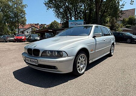 BMW 525 i Exclusive Touring*KLIMAAUT*SSD*NAVI*PDC*