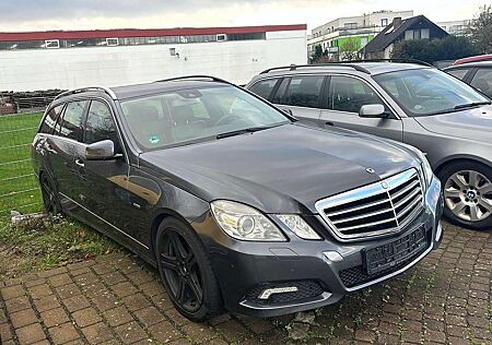 Mercedes-Benz E 220 CDI BlueEfficiency (212.202)