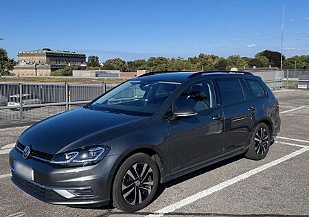 VW Golf Variant Volkswagen United 1.5 TSI 150 PS ACC, DSG, Kamera, STHZ, AHK