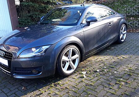 Audi TT Coupe 3.2 quattro S tronic
