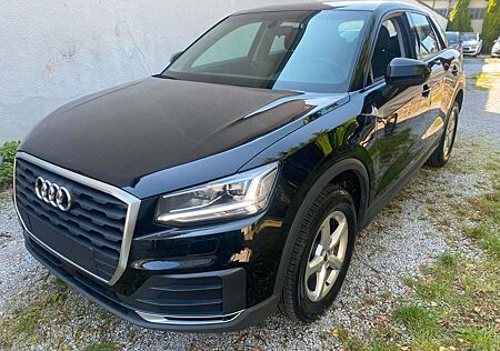 Audi Q2 1.0 TFSI*Navi*LED*Sitzheizung*2xPDC*1 Hand*