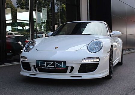 Porsche 911 Carrera 4 GTS Coupe