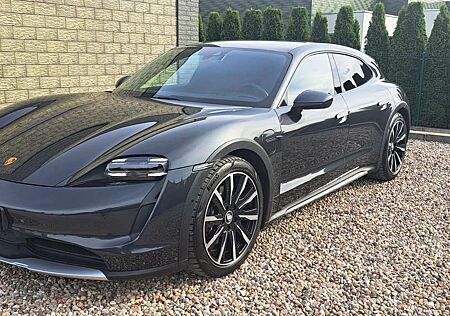 Porsche Taycan 4 CROSS TURISMO