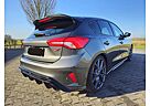 Ford Focus 2.3 EcoBoost S&S ST mit Styling-Paket