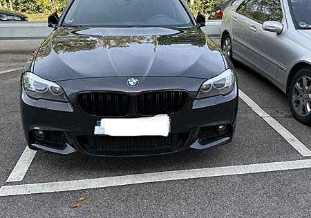 BMW 520 d M sportpaket Ahk Apple Carplay