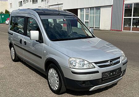 Opel Combo Tramp 1,4L 90PS Klima Tüv Neu Sehrgepflegt