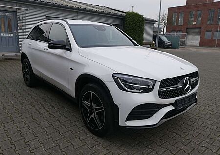 Mercedes-Benz GLC 300 e 4Matic AMG Business Navi LED Distronic