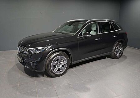 Mercedes-Benz GLC 300 4M AMG/AHK/PANO/DISTRONIC/360/DIGITA