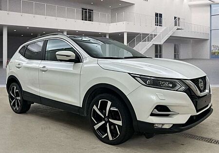 Nissan Qashqai 1.3 DIG-T DCT Akari Panorama 360 Kam R19