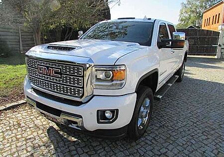 Chevrolet Silverado Sierra K2500 HD Power Truck 4x4 LTZ Denali Luxury