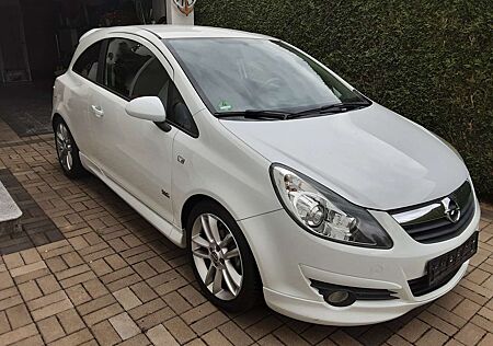 Opel Corsa 3-Türer 1.4 16V Sport, Benzin/Gas LPG.