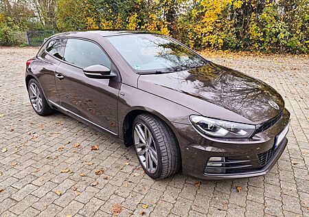 VW Scirocco Volkswagen 2.0 TSI BlueMotion Technology DSG Allstar