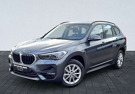 BMW X1 xDrive20iA Advantage Navi AdLED Tempo PDC SHZ
