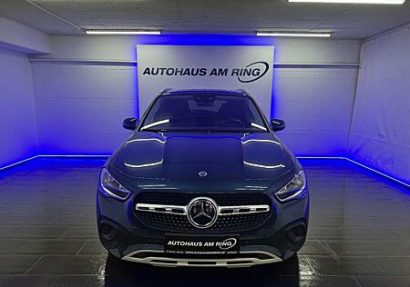 Mercedes-Benz GLA 200 1H PANO VRTUAL APPLE CAM SPUR LEDER MBUX