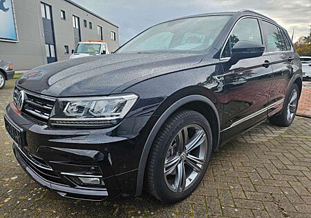 VW Tiguan Volkswagen Highline 4Motion R-LINE AHK LED STHZG PAN