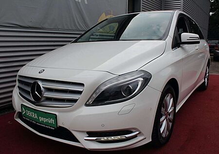 Mercedes-Benz B 180 KLIMA NAVIGATION XENON SITZHEIZUNG ALU PDC