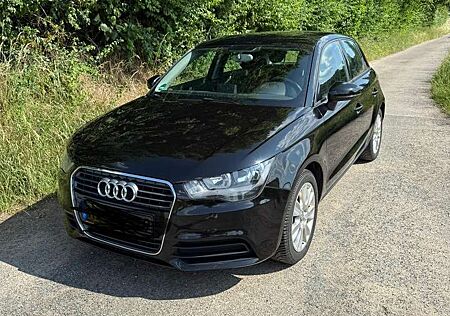 Audi A1 1.6 TDI Sportback Attraction