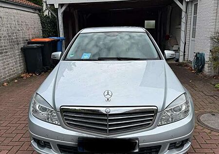 Mercedes-Benz C 180 Kompressor (204.046)