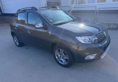 Dacia Sandero II Stepway Prestige 1,6 AUTOMATIK KLIMA