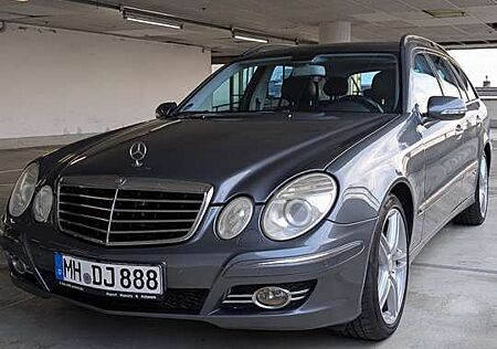 Mercedes-Benz E 200 T Kompressor Automatik Avantgarde
