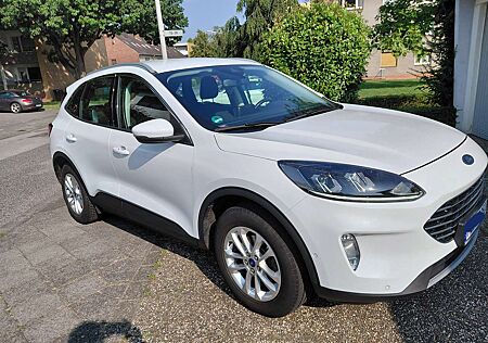 Ford Kuga 2.0 EcoBlue Hybrid TITANIUM