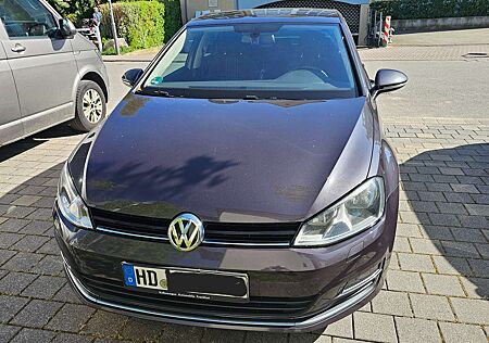 VW Golf Volkswagen VII Diesel 5-Türer 1.6 TDI Lounge